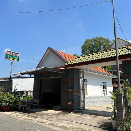 Nha Nghi Hong Trang - Thu Dau Mot Motel Exterior photo